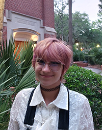 photo of Zayda Ehlers posing in an outdoor setting